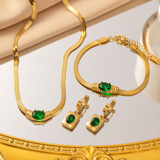 The Colombian Emerald Set